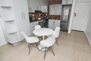 6 Culemborg Court, 5 Culemborg Street, Strand, Cape Town