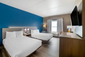 Double Room with Two Double Beds - Accessible/Non-Smoking room in Comfort Inn Asheville Airport