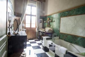 B&B / Chambres d'hotes Chateau beyrin : photos des chambres