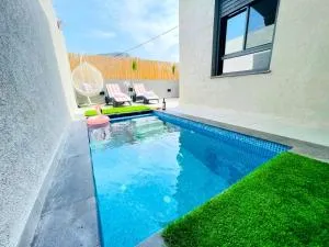 Yalarent Melody- Suites with privat pools - 基布兹吉努萨尔