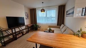 2 room Apartment with terrace, new building, 413
