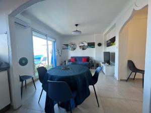 Appartements Roussillon appart avec terrasse : photos des chambres