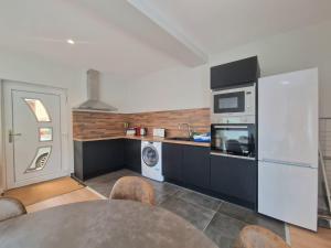 Appartements Maison T3 Merignies : photos des chambres