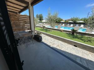 Junior Suite with Pool View