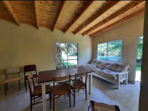 Casaquinta en la Laguna de Lobos