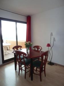 location vue mer du samedi au samedi, clim, parking, piscine, plage