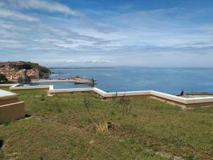 location vue mer du samedi au samedi, clim, parking, piscine, plage