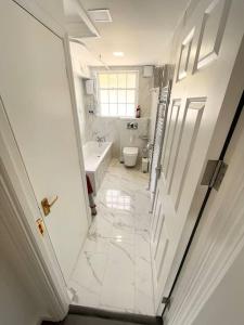 Entire Apartment hosted by Pius