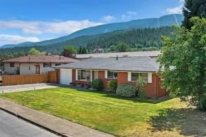 The Brick House, Kellogg ID - Thompson Falls