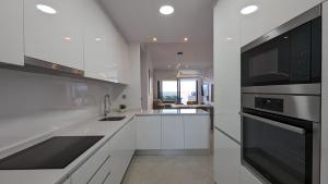 SUNSET CLIFFS stylish apartment