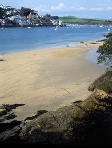 Watermill Cottages - 18th Century converted Mill 10 mins from beach