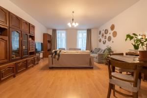 Radus - Traditional Ultracentral Apartment in the Old Town