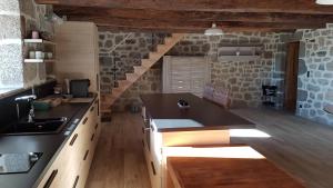 Chalets Buron isole sur l'Aubrac : photos des chambres