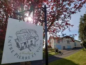 Entre Pierre et Vigne - Charming former Winery Farmhouse with Hot Tub & Swimming Pool - 莫内斯捷