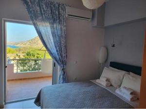 180 Degree Sea View Apartment