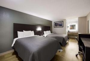 Double Room with Two Double Beds - Non-Smoking/Super Saver Room room in Quality Inn Tallahassee near University