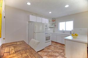 Gulfside Resort Unit 2