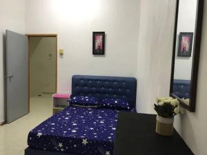 Julia Homestay Taman Tasik Utama MiTC
