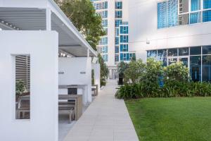 Holiday Holiday H-Residences Apartments
