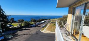 Watch The Sunrise Over Coogee 2 Bedrooms+Garage