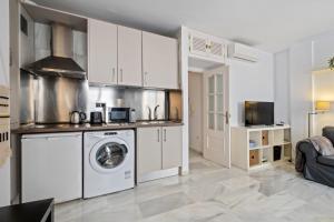 Cozy Cathedral Apartment in Málaga