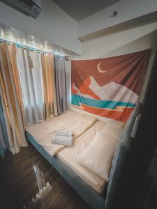 Apartment Condo in Air Residences Makati wifi Netflix Disney, pool & mall