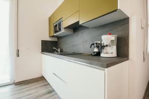 AL 13 VERDE - Lakeside Leisure & Business