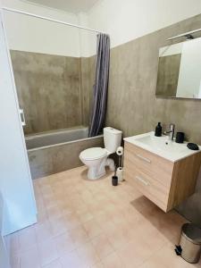 Appartements Chez Leo I - Appartement T2 proche Tricastin : photos des chambres