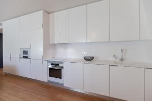 FLH Praça Comércio Stylish Apartment with Balcony