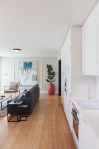 FLH Praça Comércio Stylish Apartment with Balcony