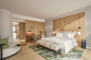 The Yacht Hotel by DC