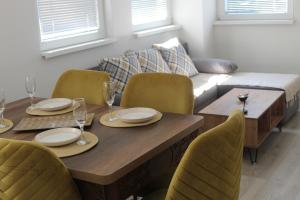 Milans Apartment