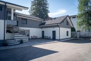 Cuckoo's Alpine Nest 