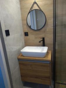 Apartament Syrenka przy jeziorze Czos