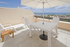 ocean view top floor WiFi aircon 09