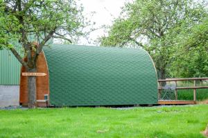 Chalets Au pre des Alizes - insolite a la ferme des Alizes : photos des chambres