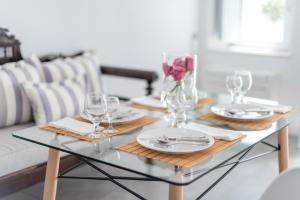 Evmenia Luxury Cave Villa