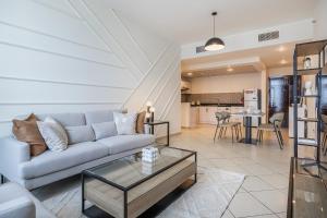 1BDR Apartment I Close To Metro I Marina Diamond 4