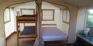 Campings Hebergements sur camping au bord de la mer : photos des chambres