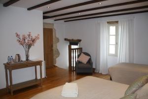 B&B / Chambres d'hotes La nouvelle vie en Quercy : Chambre Quadruple Standard