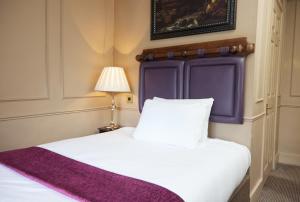 Single Room room in Cock Hotel by Greene King Inns