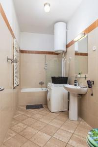 Venus Apartments - Gozsdu court III