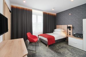 Standard Single Room with Walk-In Shower - Disabilty Access room in Hotel Hetman