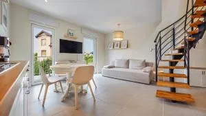 Apartamenty delux Sun & Snow Wiatrakowo w pobliżu lasu, plac zabaw - Tupadły