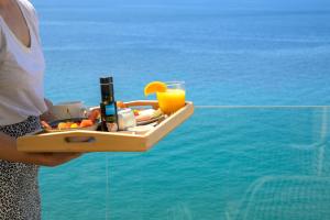 Olive Green Studios and Apartments