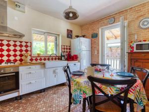 Holiday Home Poumeyrette by Interhome