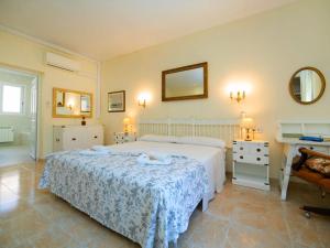 Holiday Home Sandra by Interhome