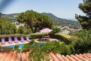 Wonderful house in the mountains with sea views