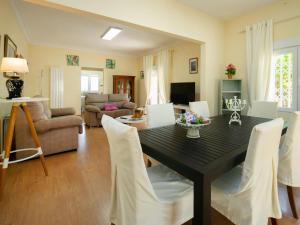 Holiday Home Pedro by Interhome