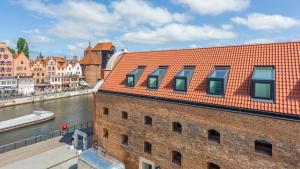 Deo Plaza Granaria, Sun & Snow